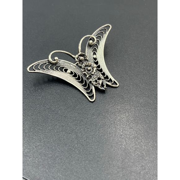 Beau Sterling Silver Signed Vintage Designer Filigree Ornate Butterfly Brooch - Picture 6 of 8